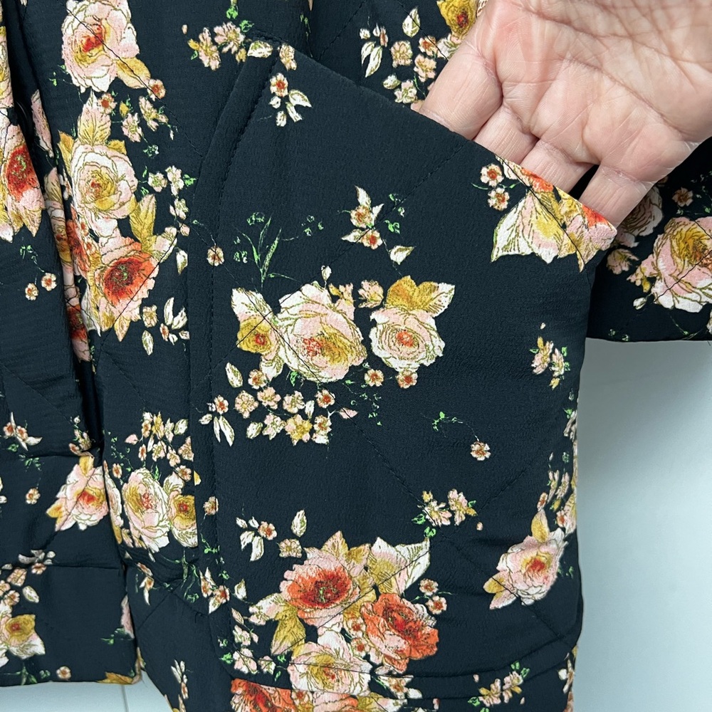 ZARA | Black Quilted Peach & Cream Floral filled Jacket - Picture 13 of 16